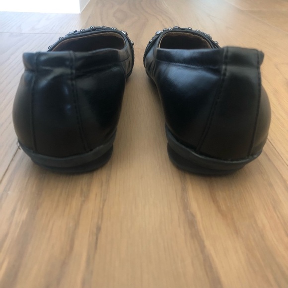 Cliffs by white mountain Hendrix Black leather flats round toe size 7.5 - Picture 6 of 9
